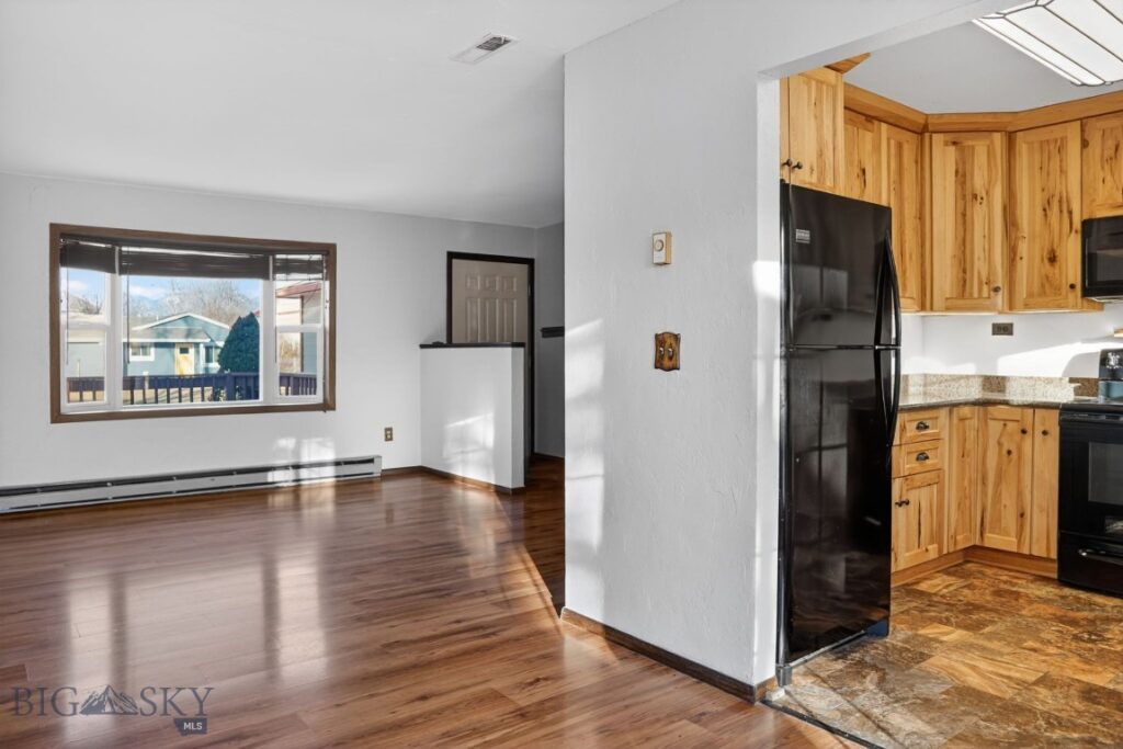 504 Secretariat Circle, Belgrade MT 59714