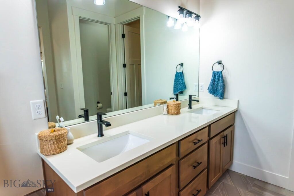 806 Halfpipe Street, Belgrade MT 59714