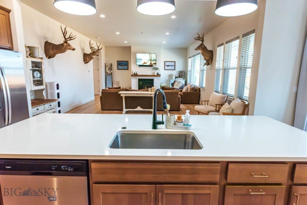 806 Halfpipe Street, Belgrade MT 59714