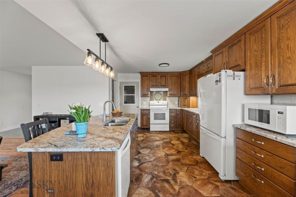 2306 Constellation, Livingston MT 59047
