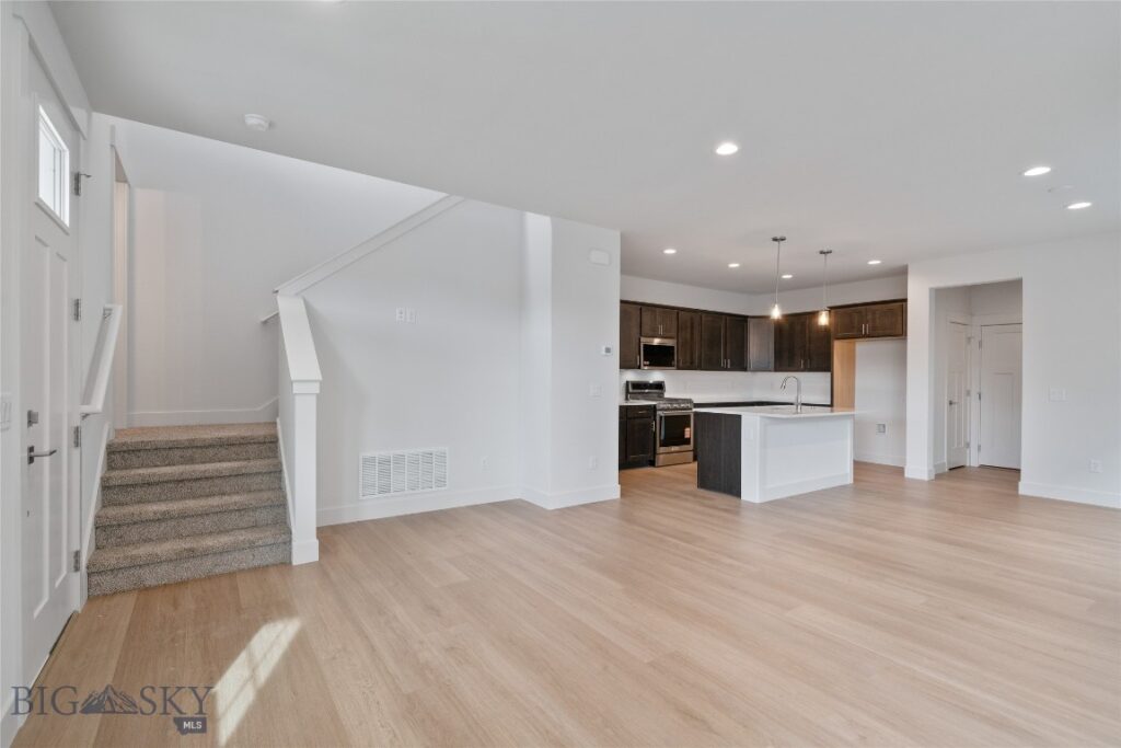 1521 Cyril Way, Belgrade MT 59714