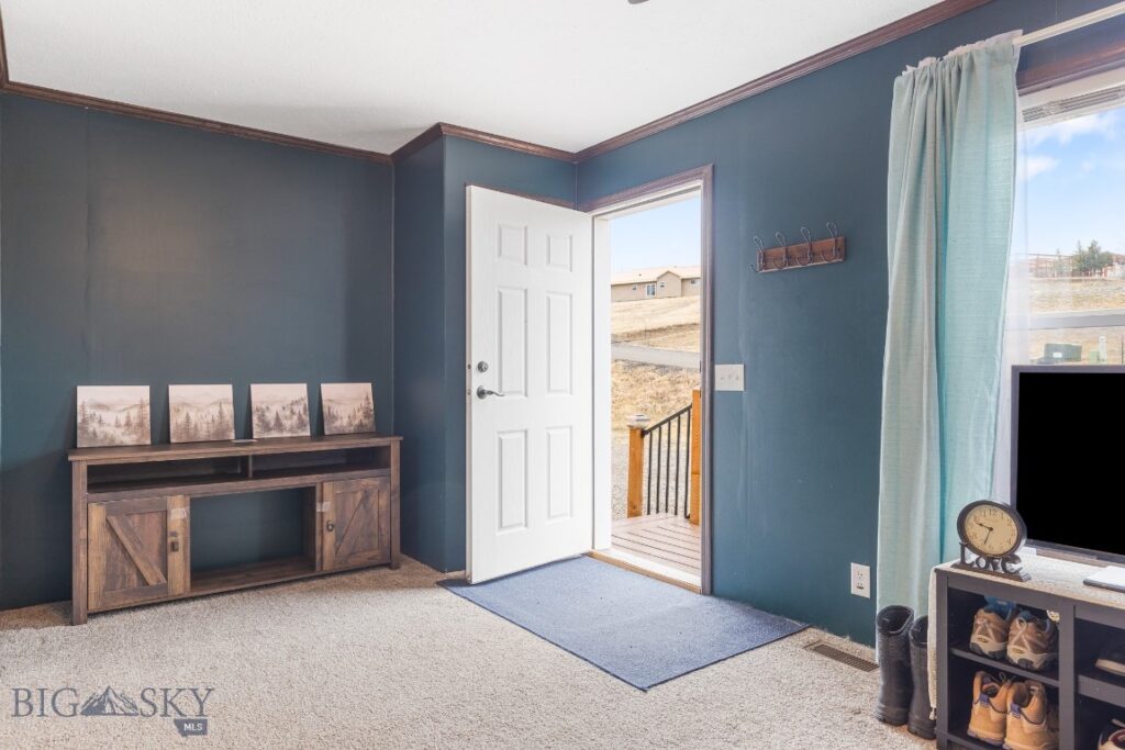 103 High Ground Ave, Livingston MT 59047