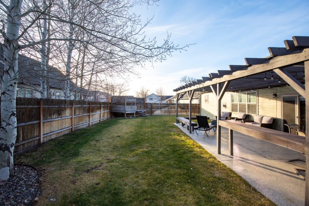 325 Cedar Wood Circle, Bozeman MT 59718