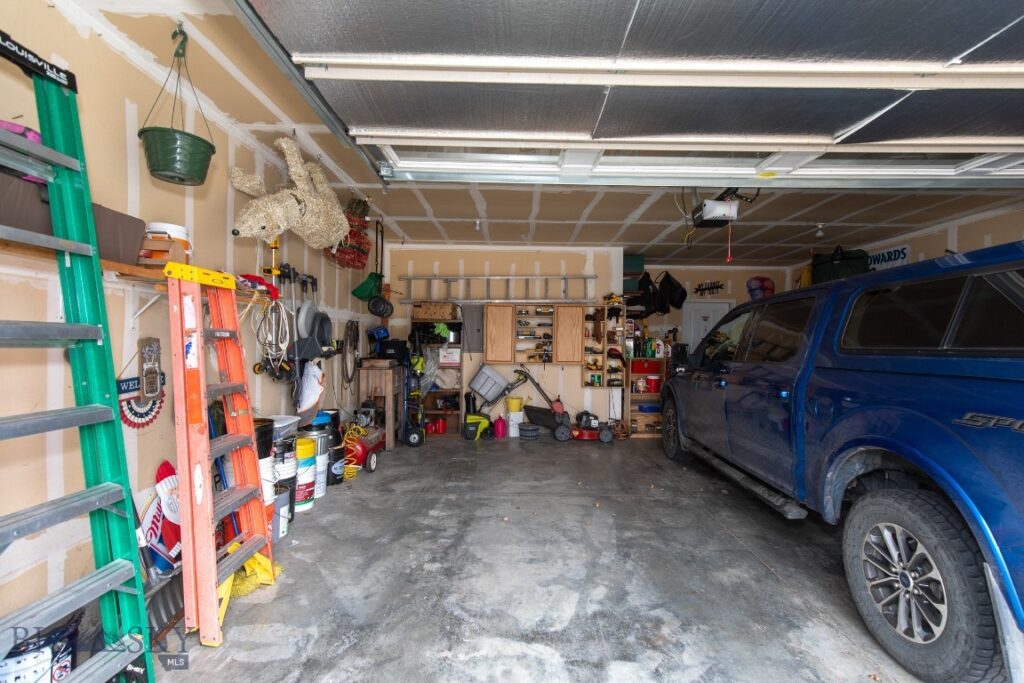 325 Cedar Wood Circle, Bozeman MT 59718