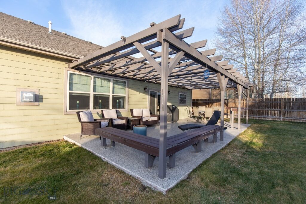 325 Cedar Wood Circle, Bozeman MT 59718