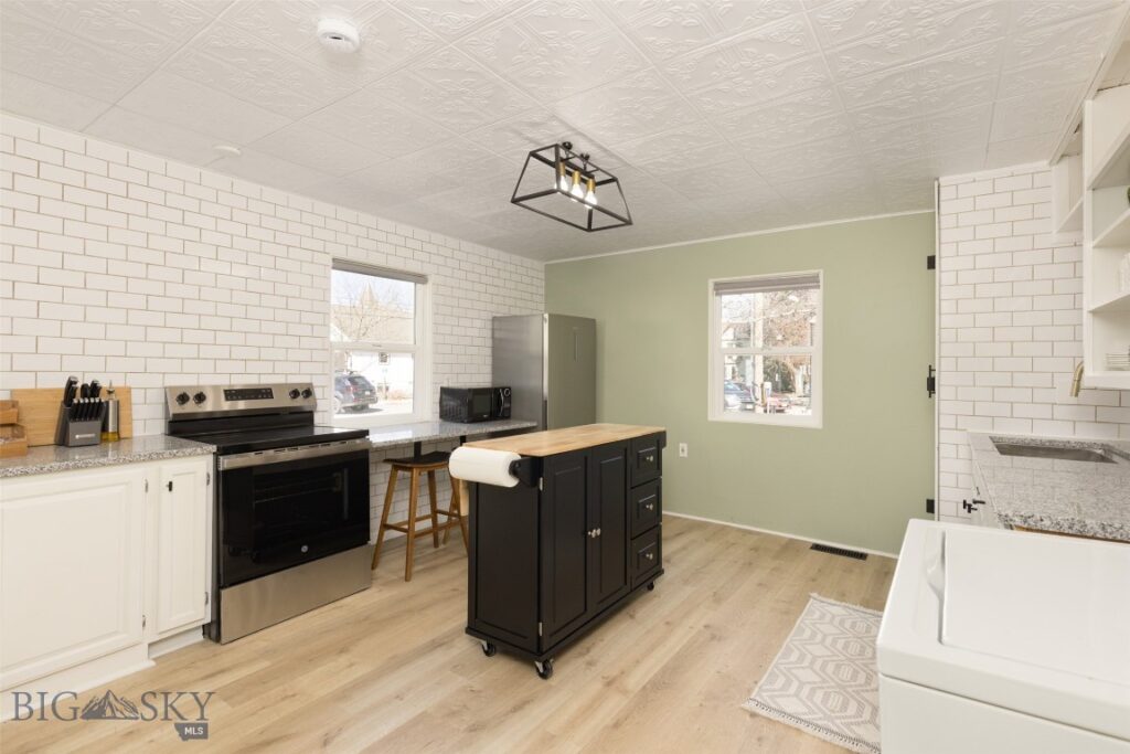 209 S Tracy, Bozeman MT 59715