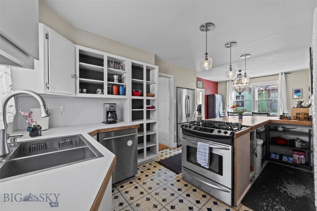 321 S 3rd Street, Livingston MT 59047