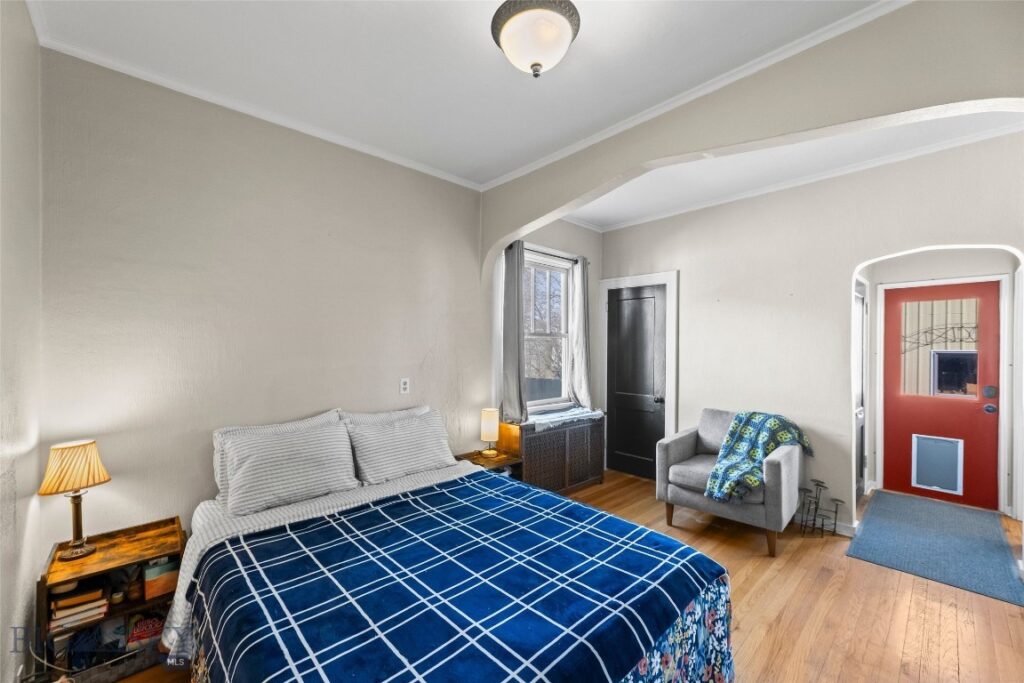 321 S 3rd Street, Livingston MT 59047