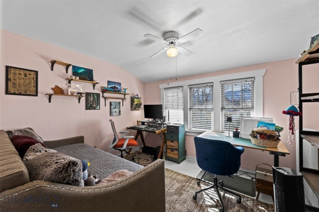 321 S 3rd Street, Livingston MT 59047