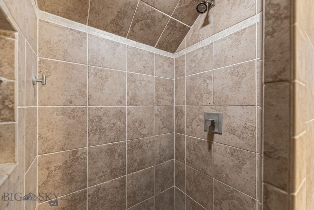 321 S 3rd Street, Livingston MT 59047