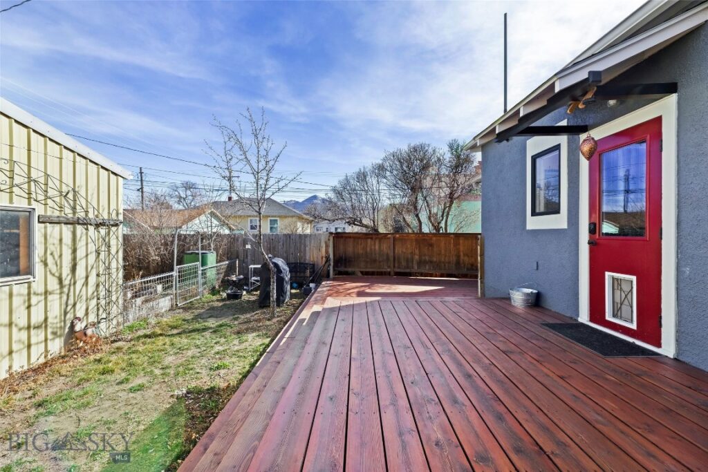 321 S 3rd Street, Livingston MT 59047