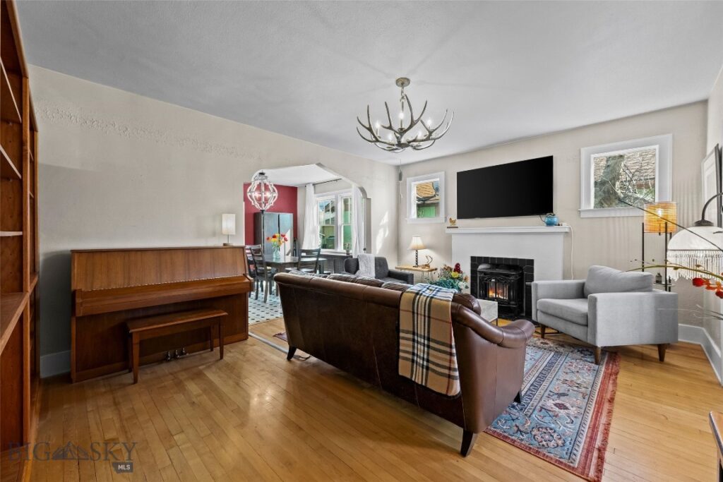 321 S 3rd Street, Livingston MT 59047