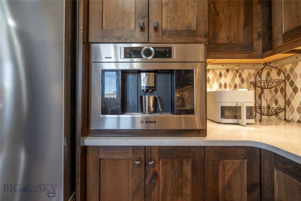 36 Kindsfather Drive, Livingston MT 59047