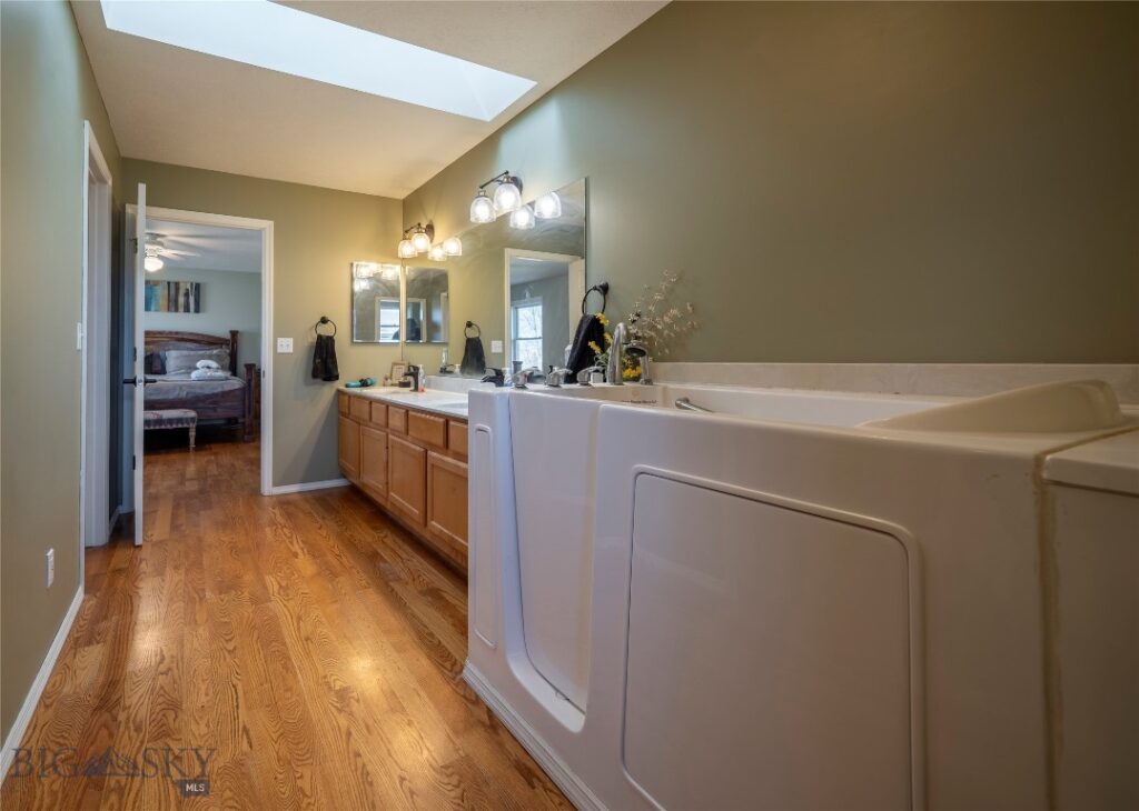 36 Kindsfather Drive, Livingston MT 59047