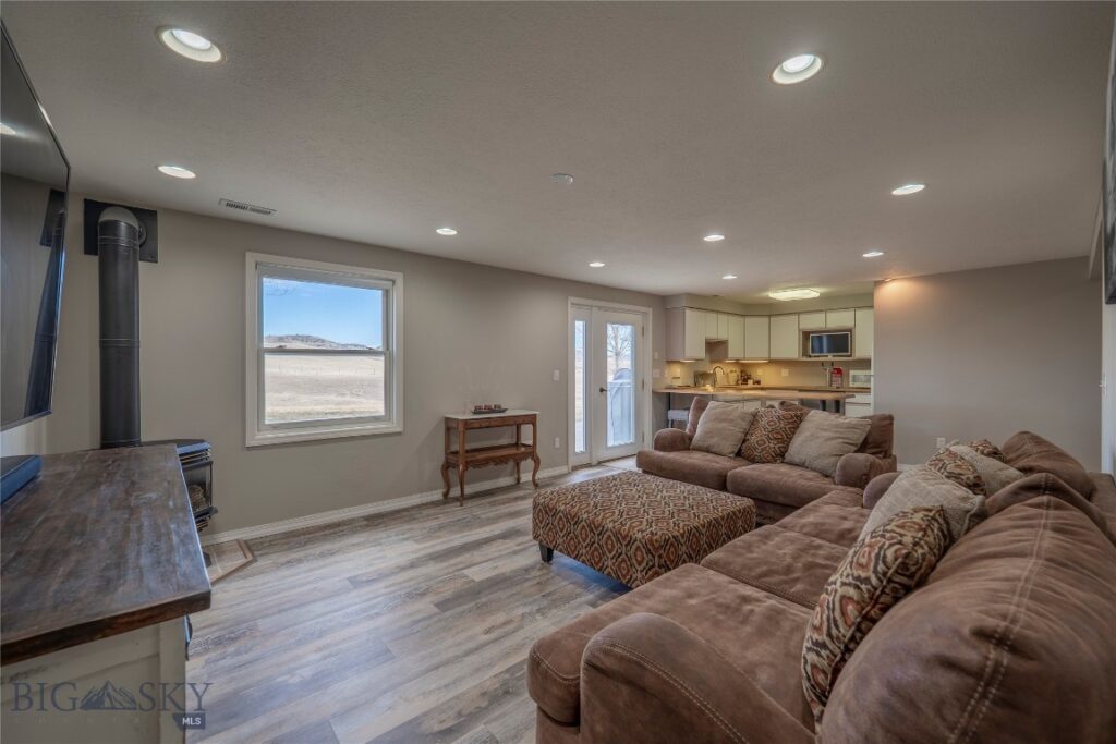 36 Kindsfather Drive, Livingston MT 59047