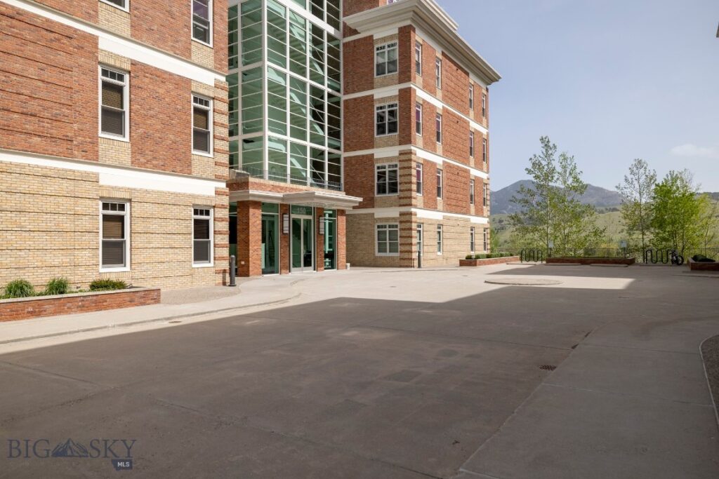 150 Village Crossing Way, Bozeman MT 59715