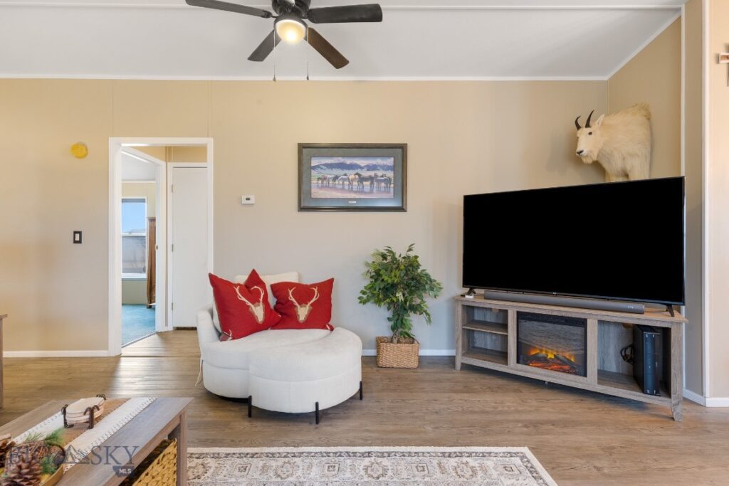 126 Hereford, Belgrade MT 59714