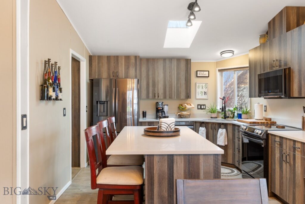 126 Hereford, Belgrade MT 59714