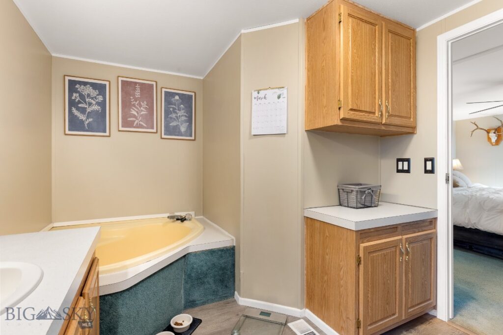 126 Hereford, Belgrade MT 59714