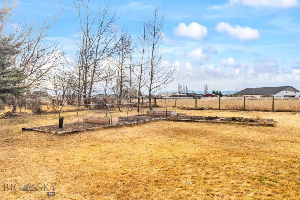 126 Hereford, Belgrade MT 59714