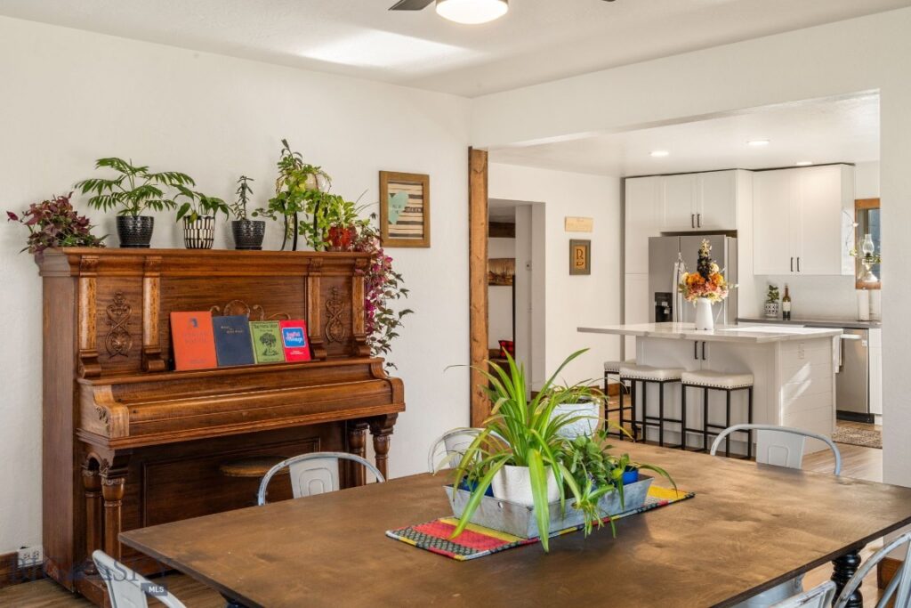 91 E Allison Avenue, Belgrade MT 59714