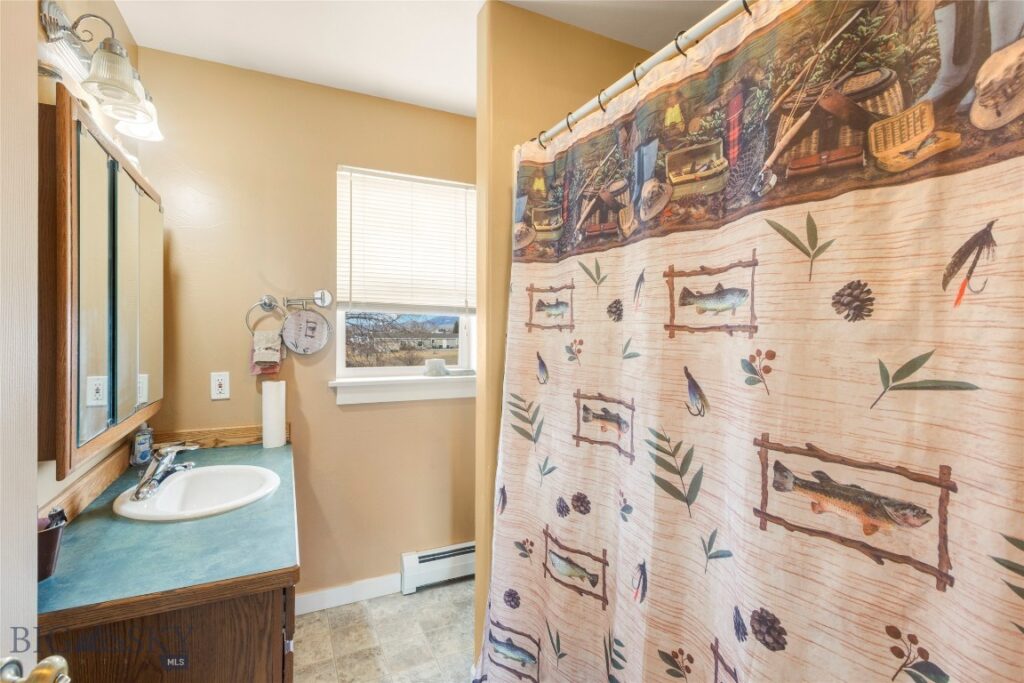 395 Hereford Road, Belgrade MT 59714