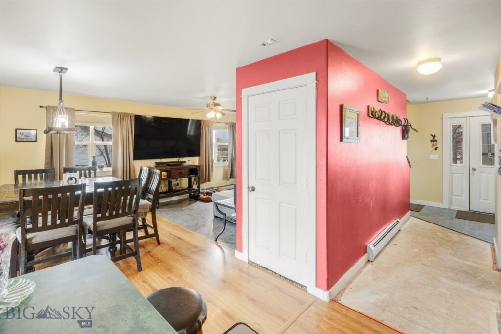 395 Hereford Road, Belgrade MT 59714