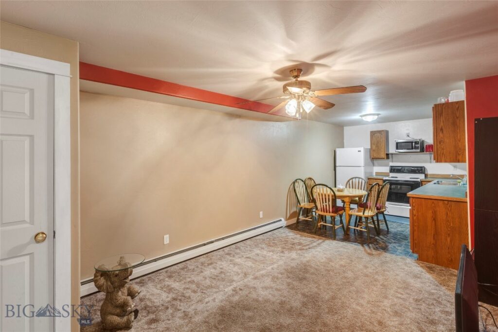 395 Hereford Road, Belgrade MT 59714