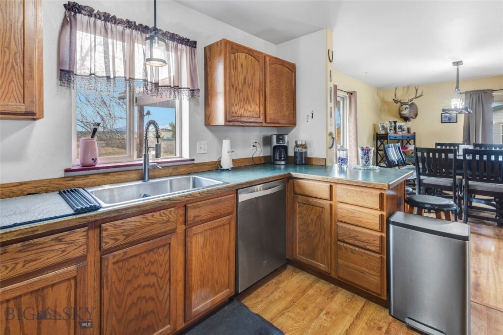 395 Hereford Road, Belgrade MT 59714