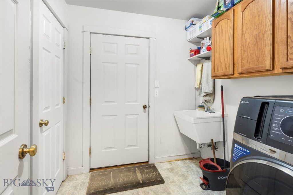 395 Hereford Road, Belgrade MT 59714