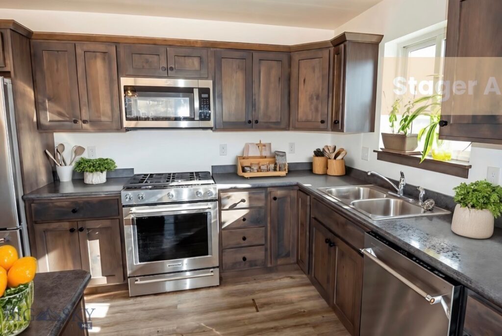 702 Yellowstone Avenue, Belgrade MT 59714