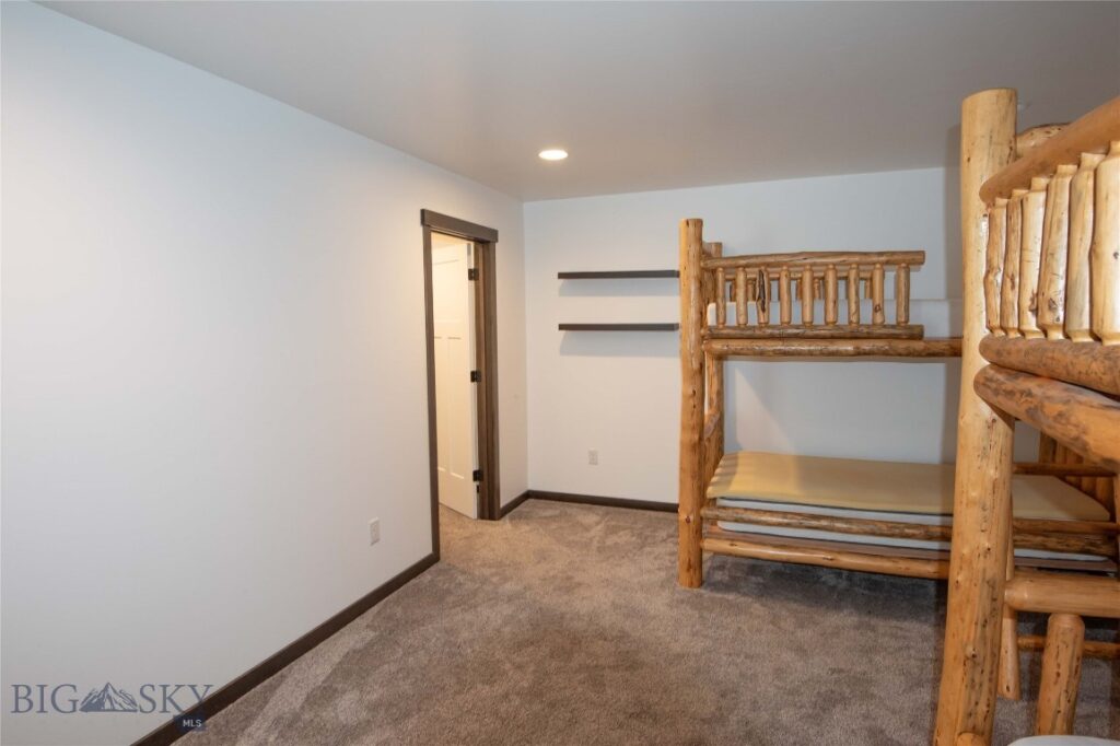 702 Yellowstone Avenue, Belgrade MT 59714