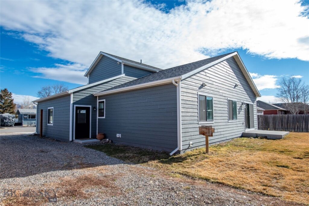 702 Yellowstone Avenue, Belgrade MT 59714
