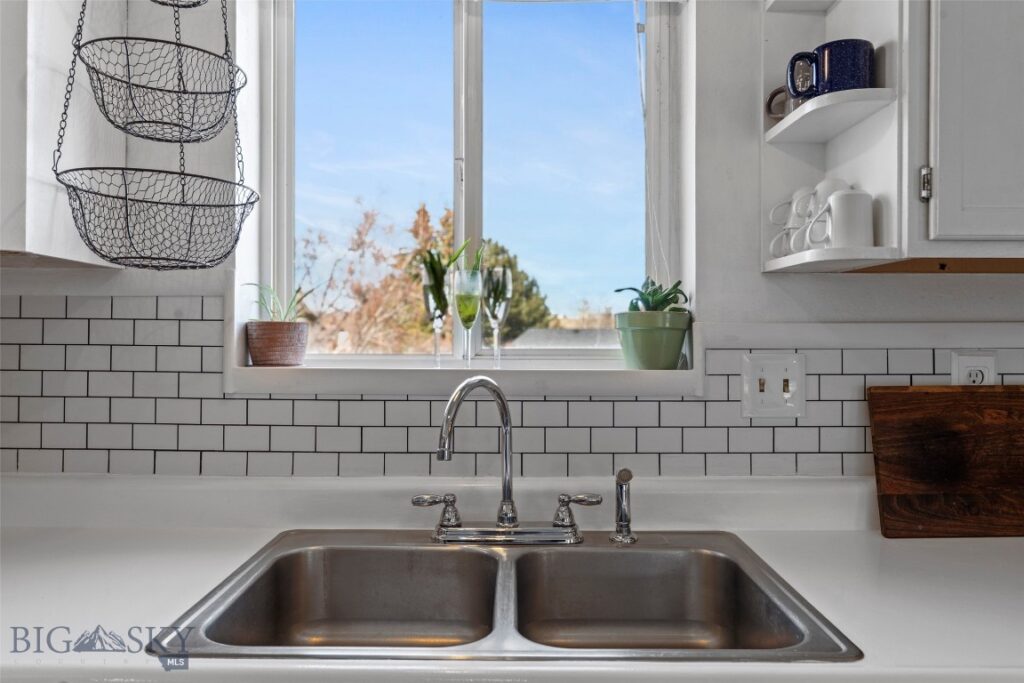 616 Comet Boulevard, Livingston MT 59047