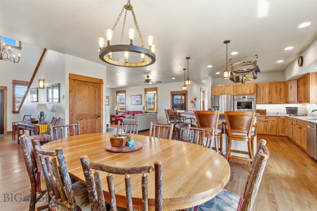 1707 Roundup Boulevard, Belgrade MT 59714