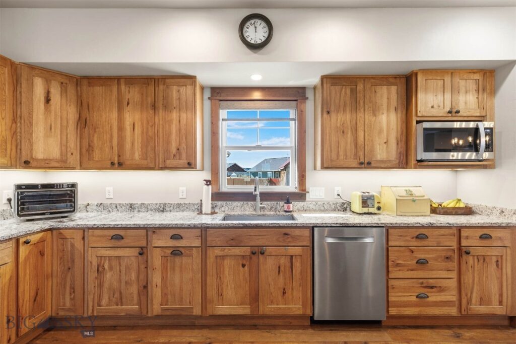 1707 Roundup Boulevard, Belgrade MT 59714