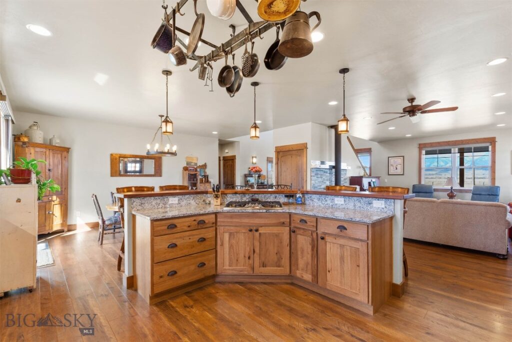 1707 Roundup Boulevard, Belgrade MT 59714