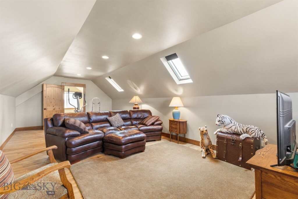 1707 Roundup Boulevard, Belgrade MT 59714