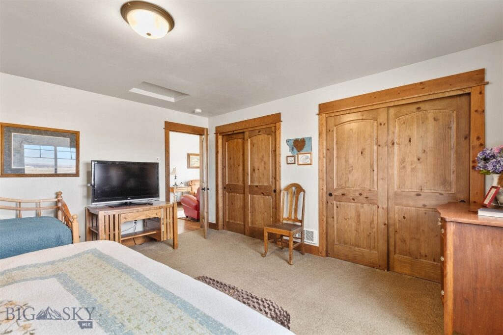 1707 Roundup Boulevard, Belgrade MT 59714