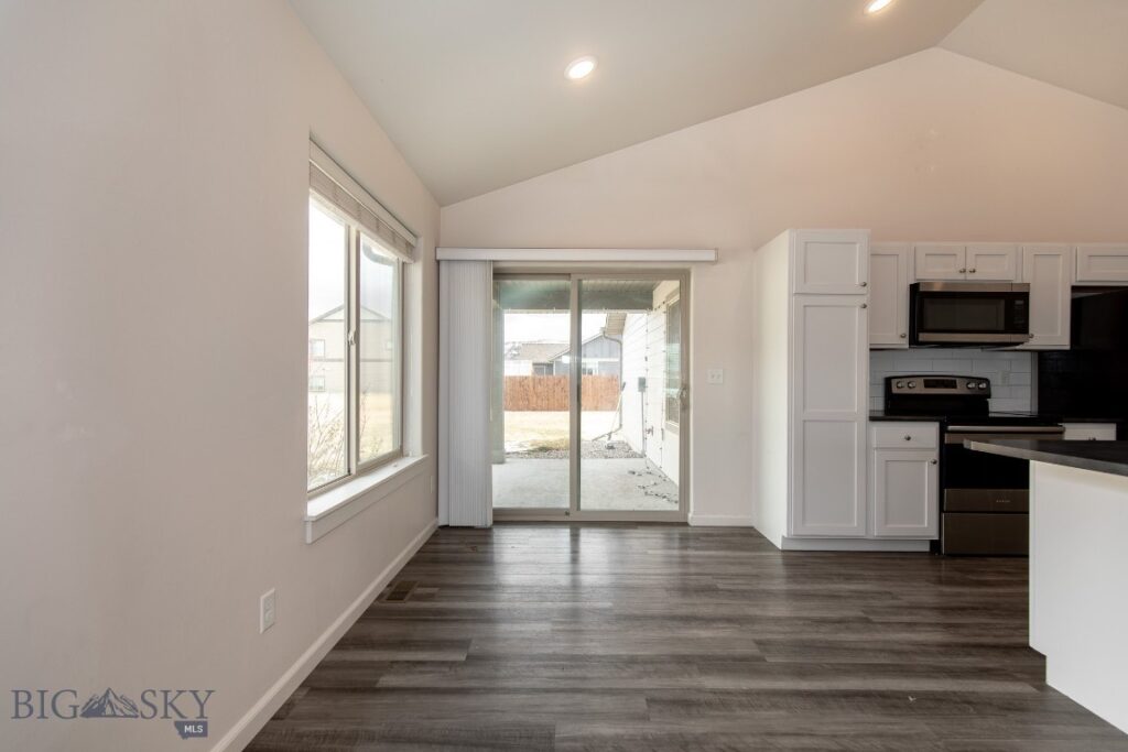 1718 Shelby Avenue, Belgrade MT 59714