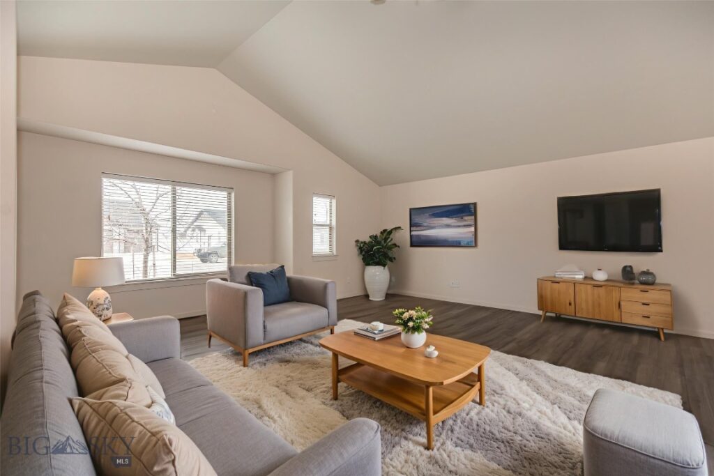 1718 Shelby Avenue, Belgrade MT 59714