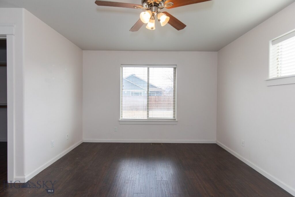 1718 Shelby Avenue, Belgrade MT 59714