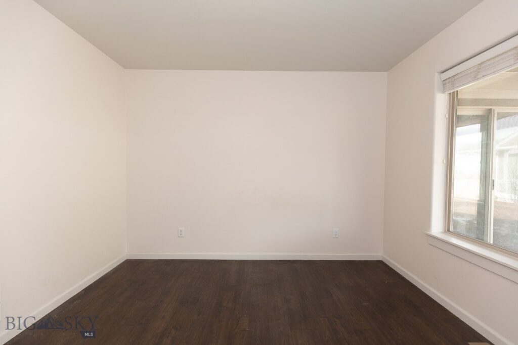 1718 Shelby Avenue, Belgrade MT 59714