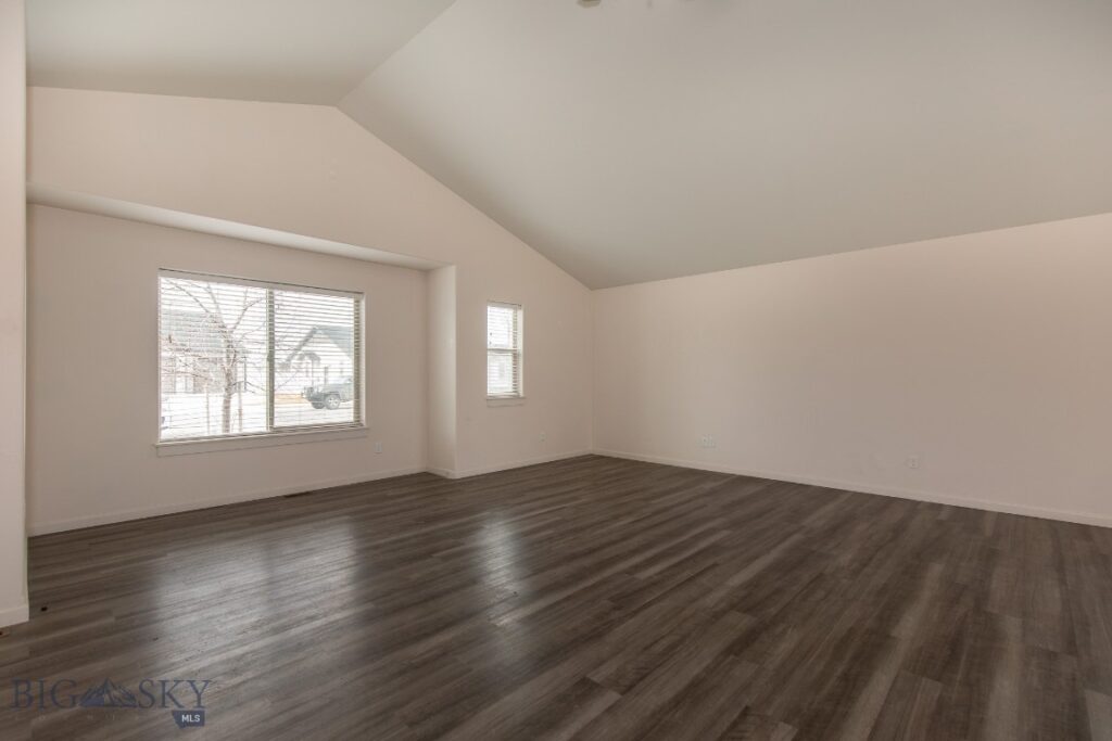 1718 Shelby Avenue, Belgrade MT 59714