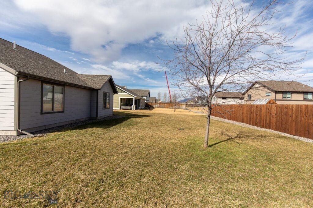 1718 Shelby Avenue, Belgrade MT 59714