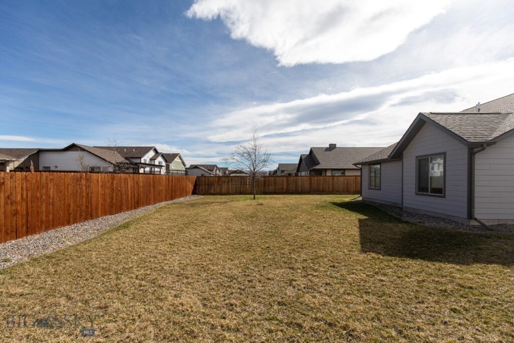 1718 Shelby Avenue, Belgrade MT 59714