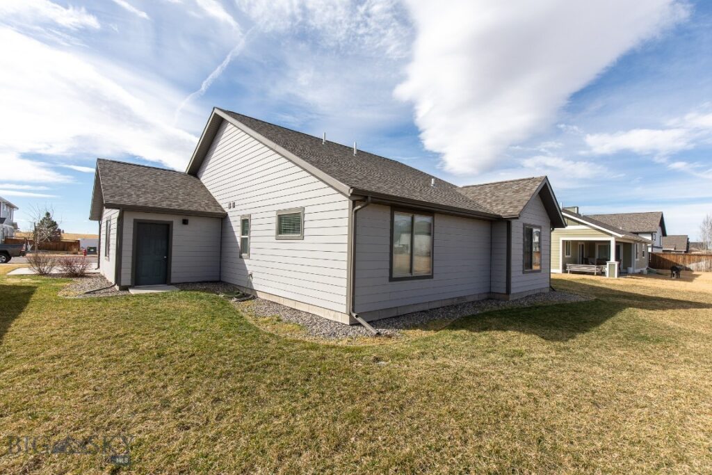 1718 Shelby Avenue, Belgrade MT 59714