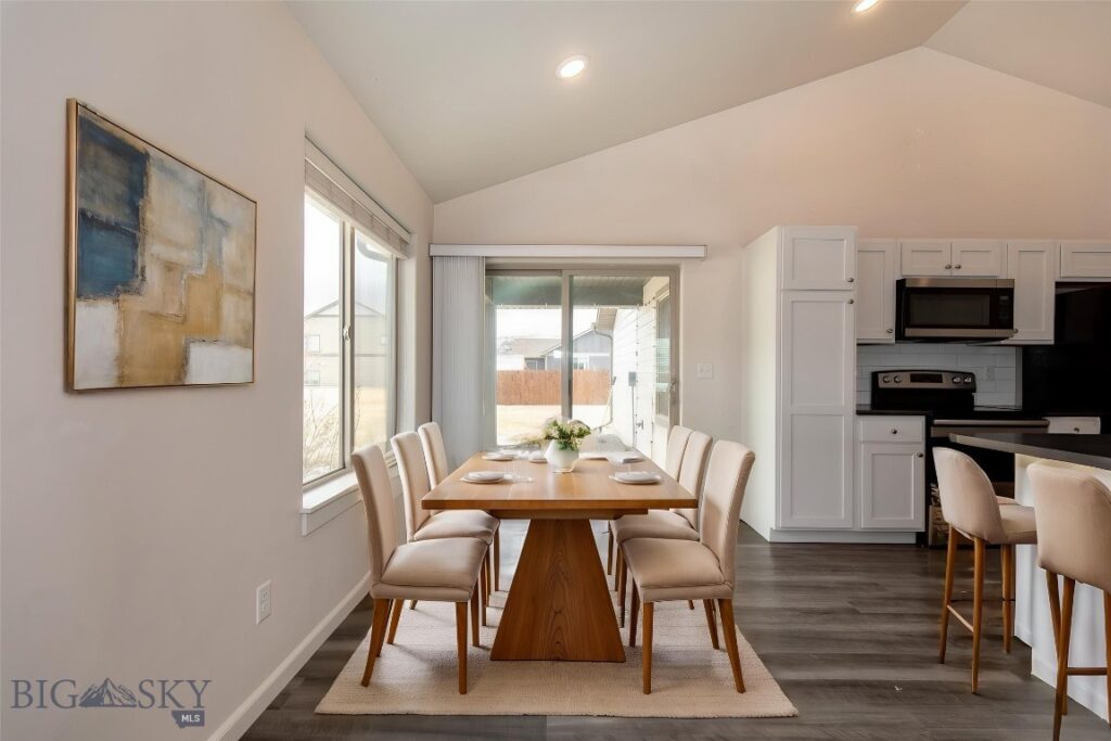 1718 Shelby Avenue, Belgrade MT 59714