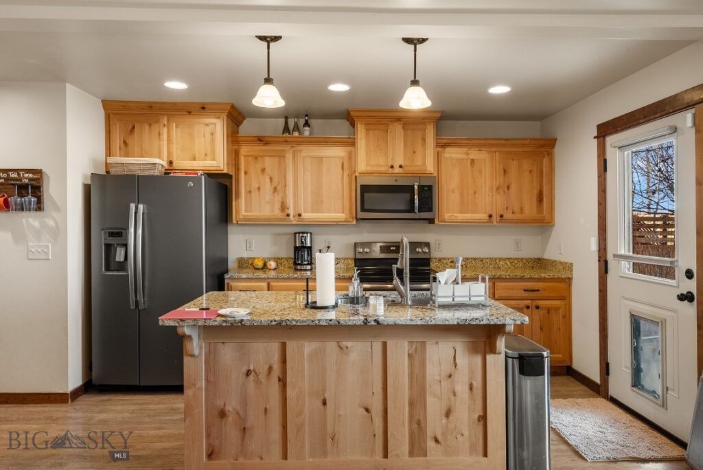 3355 Fen Way, Bozeman MT 59718