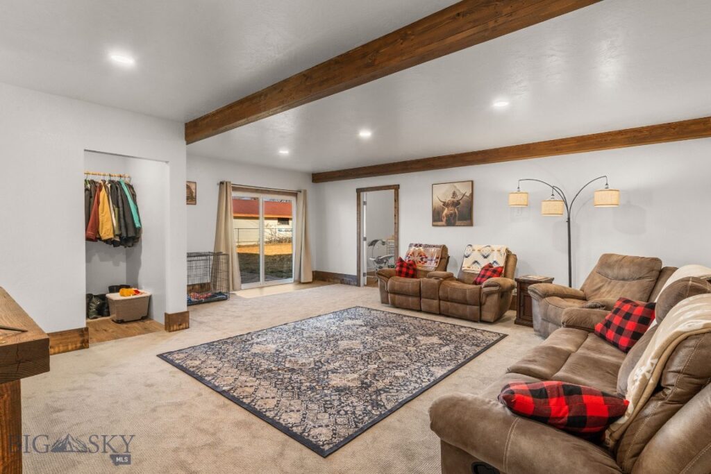 91 E Allison Avenue, Belgrade MT 59714